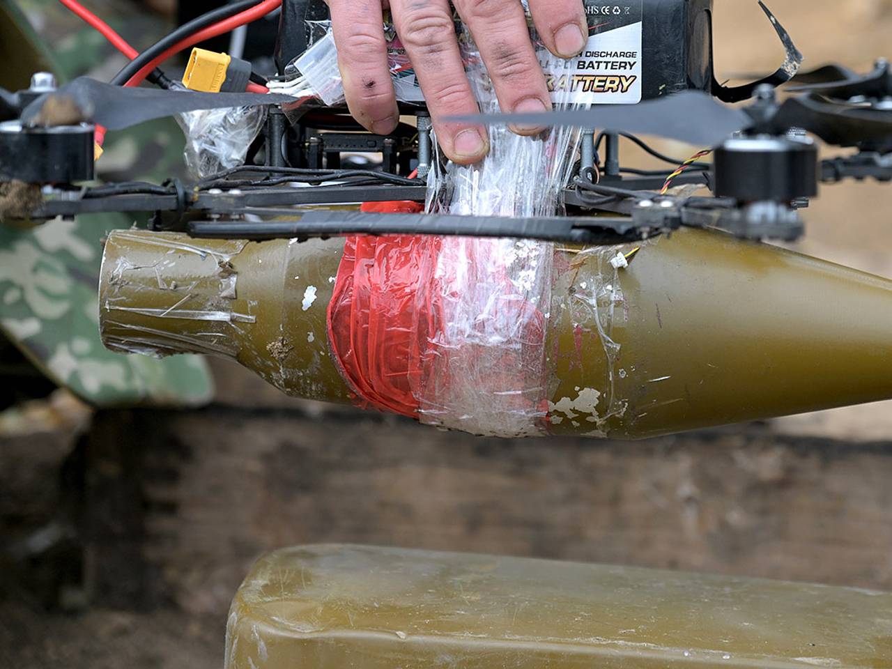 Украина начала оснащать дроны списанными боеприпасами от советских гаубиц