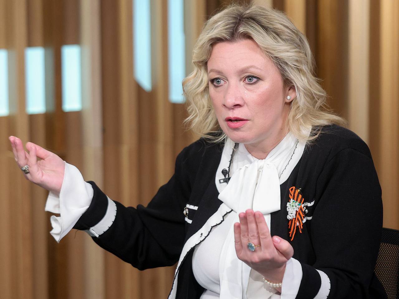 Захарова заявила о шоке от позиции ЮНЕСКО после удара по Старобельску