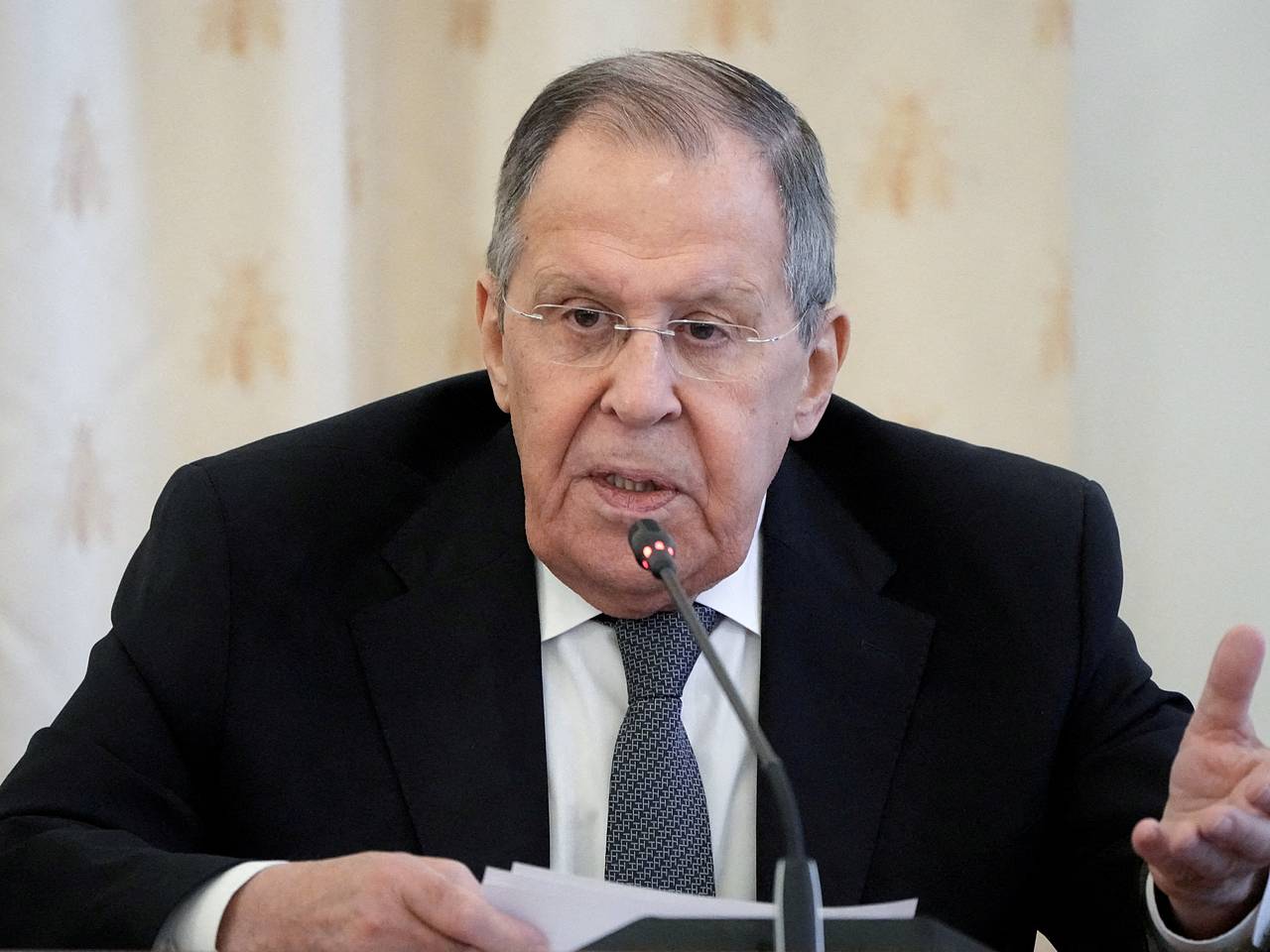 Лавров назвал идиотскими требования Каллас к России