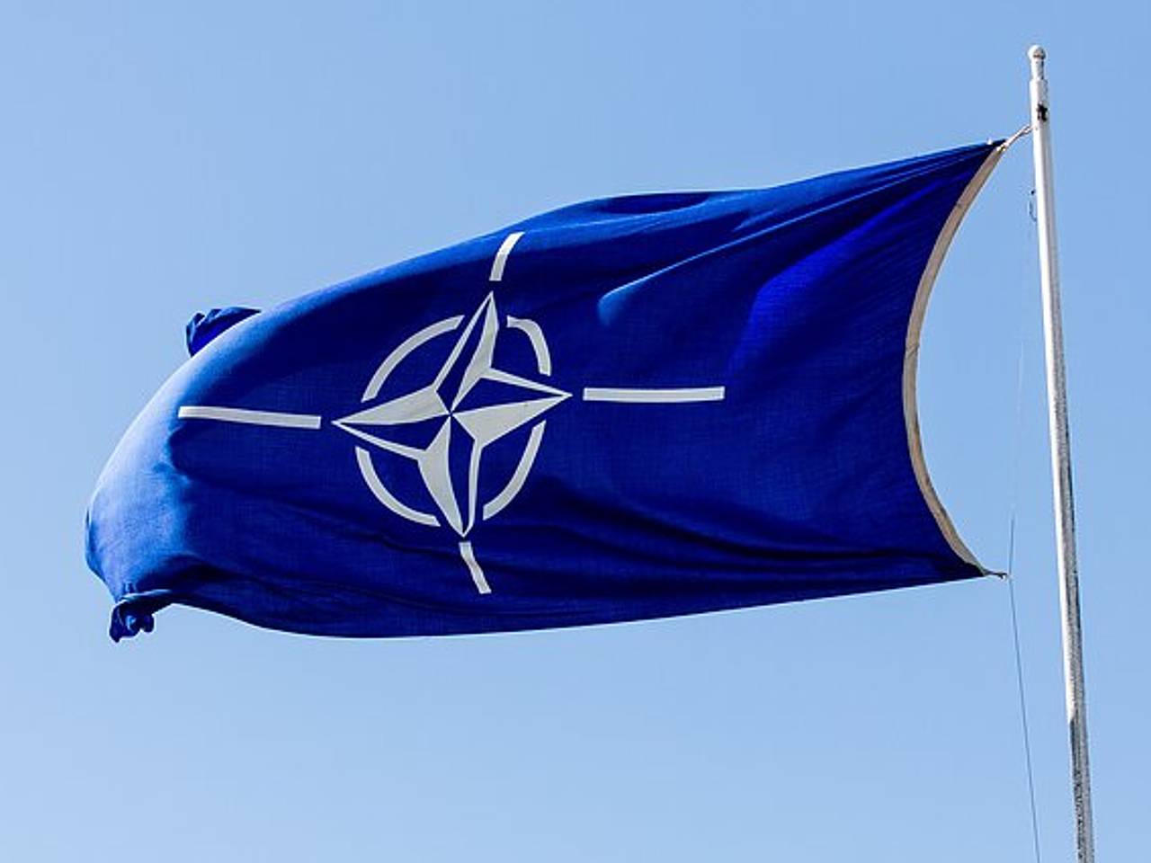 На Западе сообщили о планах НАТО укрепить оборону на востоке на случай конфликта с Россией
