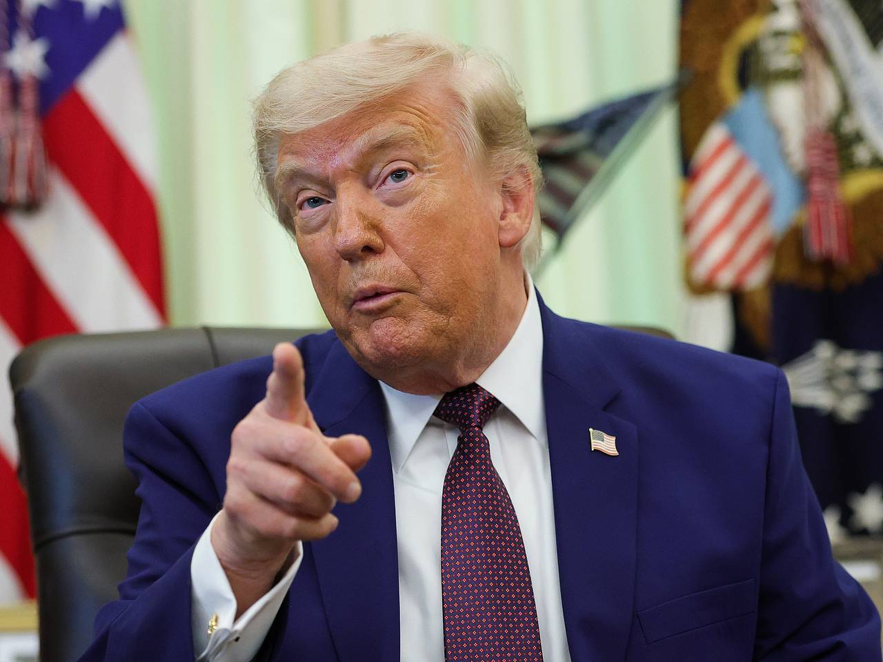 Трамп назвал тяжелые последствия для Ирана в случае провала переговоров