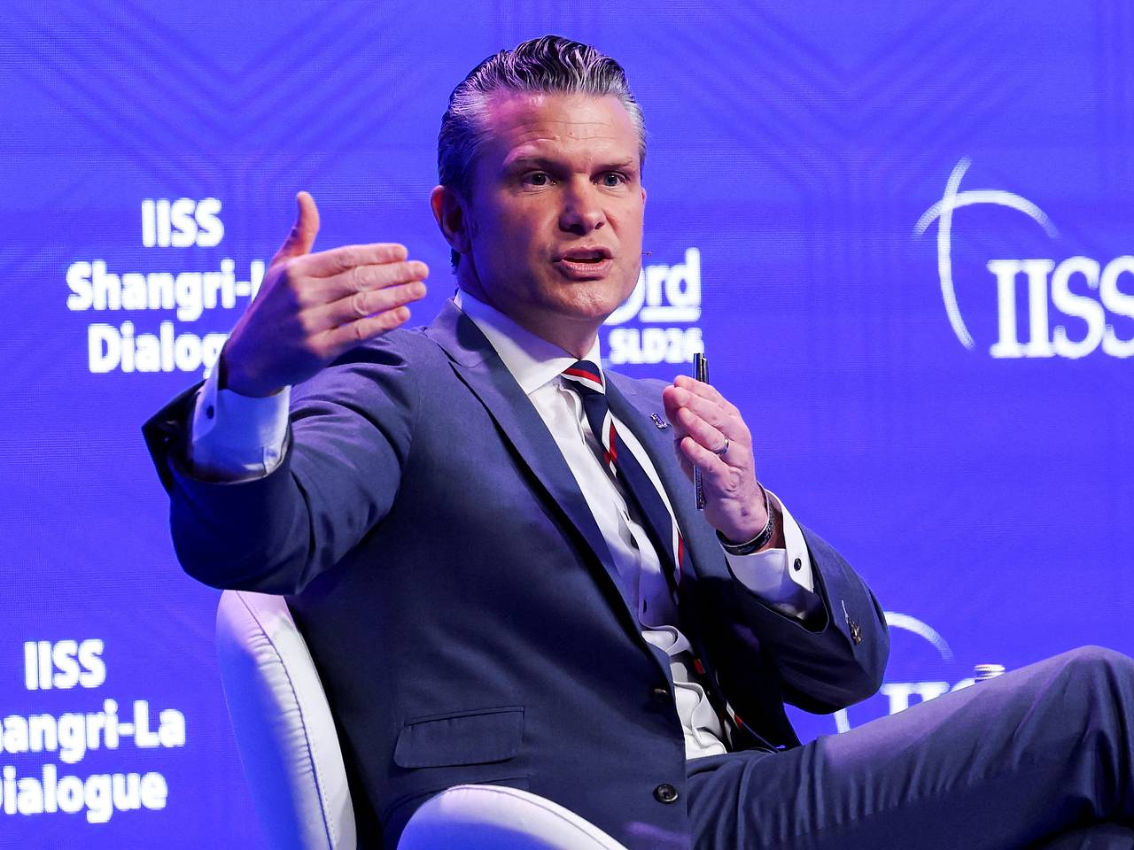 Шеф Пентагона допустил похищение президента одной страны