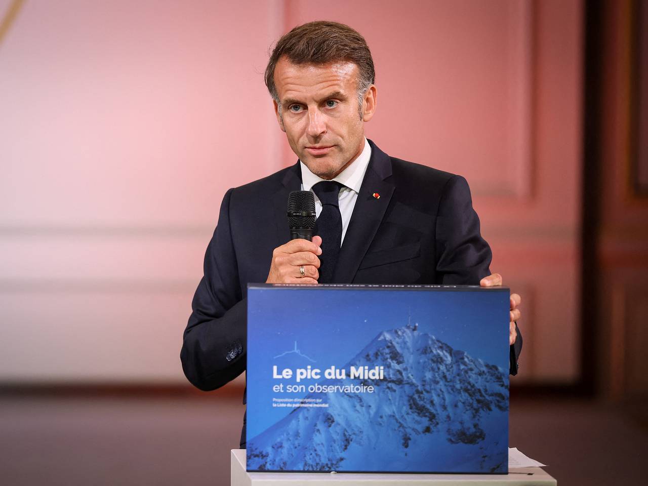 Макрон назвал участников саммита G7