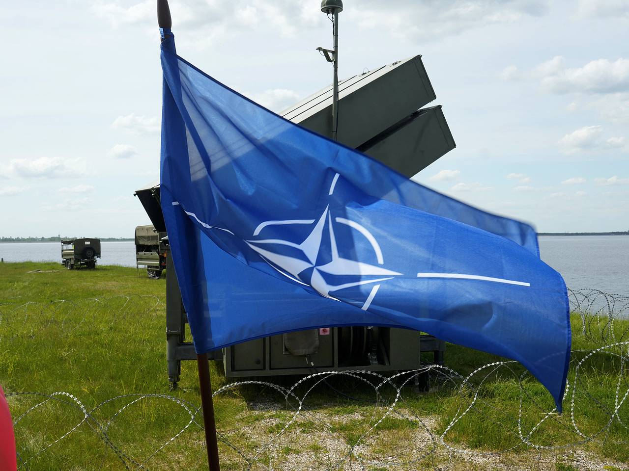 На Западе обеспокоились вовлечением НАТО в конфликт на Украине