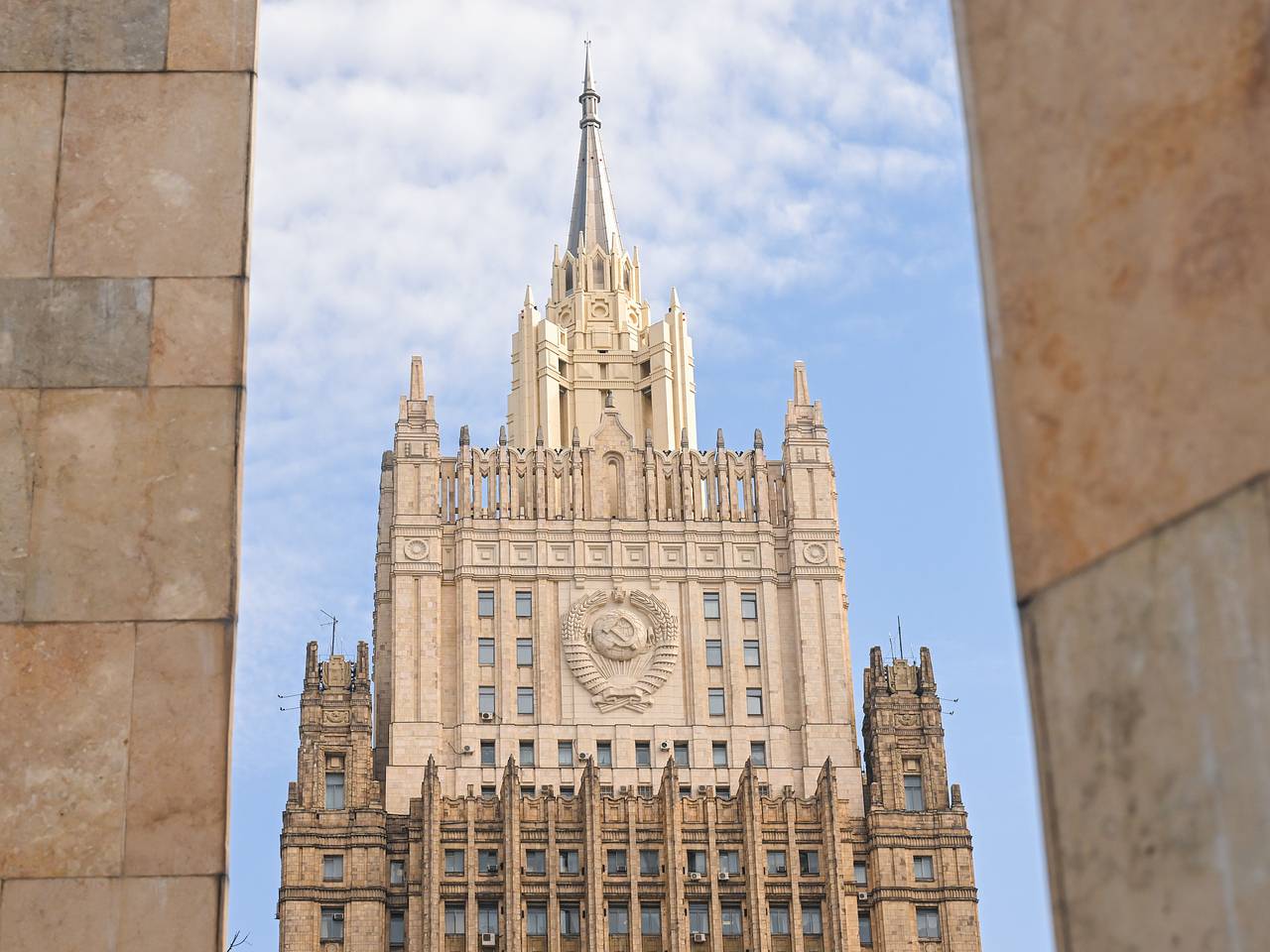 В России заявили о сохранении безвизового въезда для украинцев