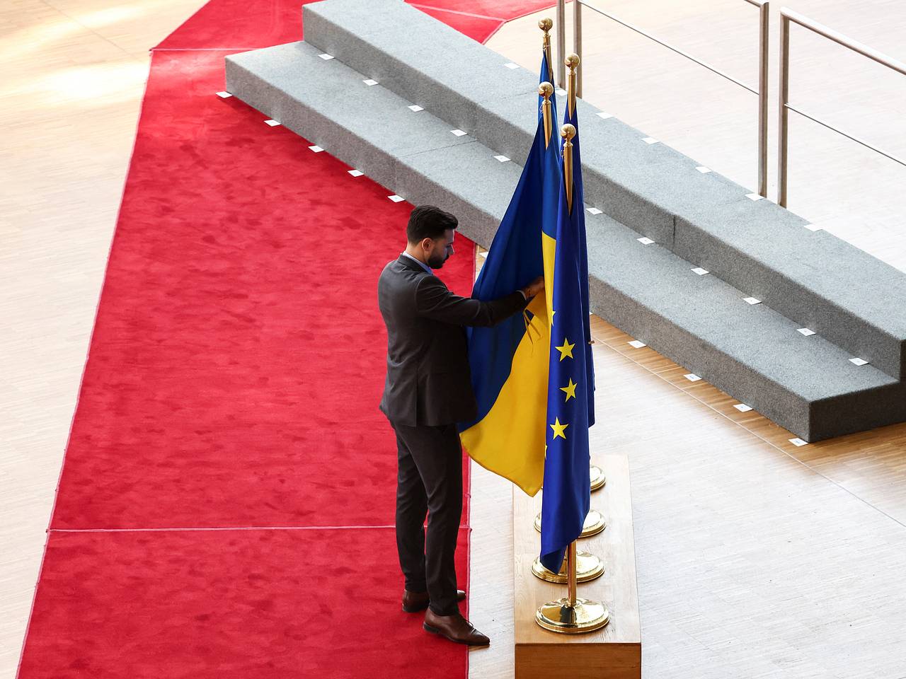 Новые правила для возможного членства Украины в ЕС сравнили с дырявой ложкой
