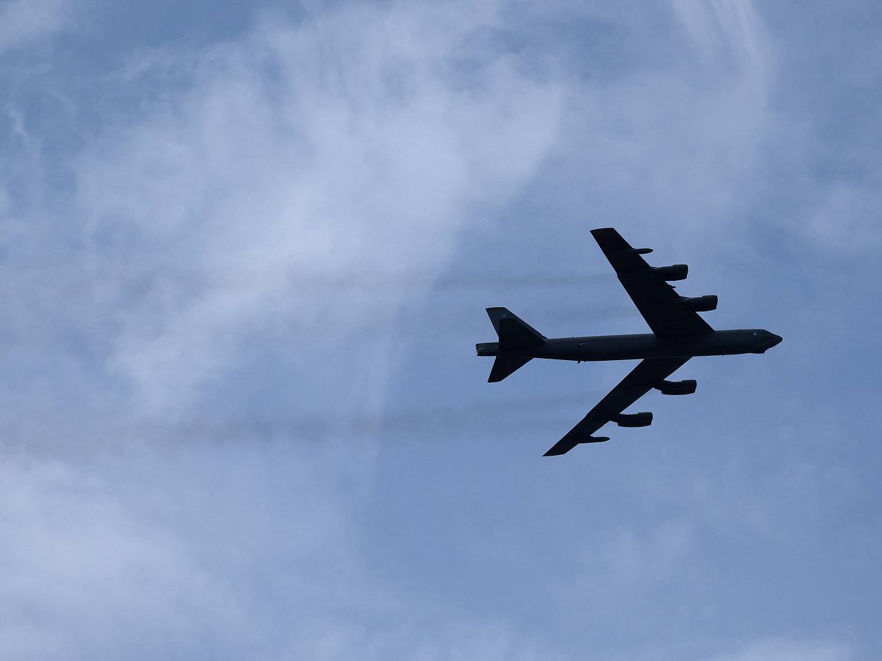Названо число погибших при крушении бомбардировщика в США